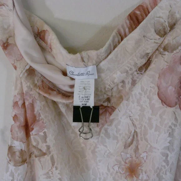 Charlotte Russe Beige and Pink Lace Floral Skirt Size M - Picture 7 of 7